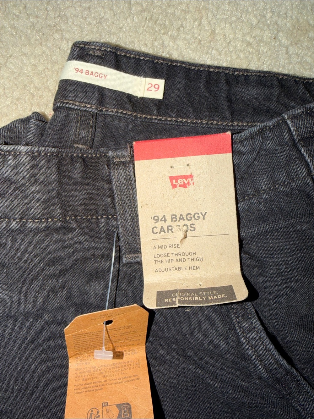 Levi's '94 Baggy Cargo Jeans - Black
